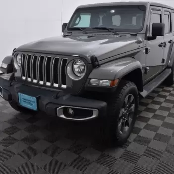Jeep Wrangler 4 Pax