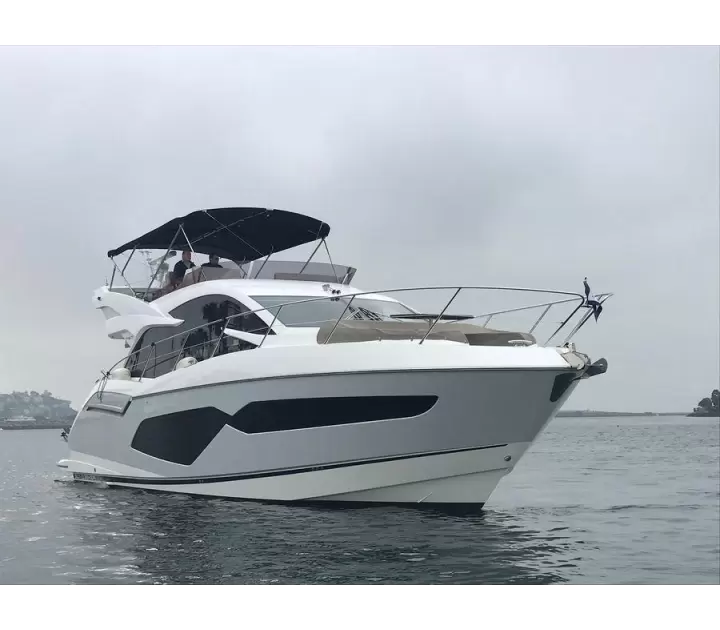 Sunseeker 52